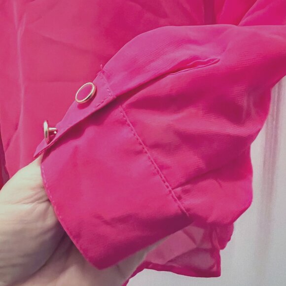 Bisou Bisou-NWT- Women's Long Sleeve Hot Pink Button Up Blouse-XS-Slit Up Back - Picture 16 of 16